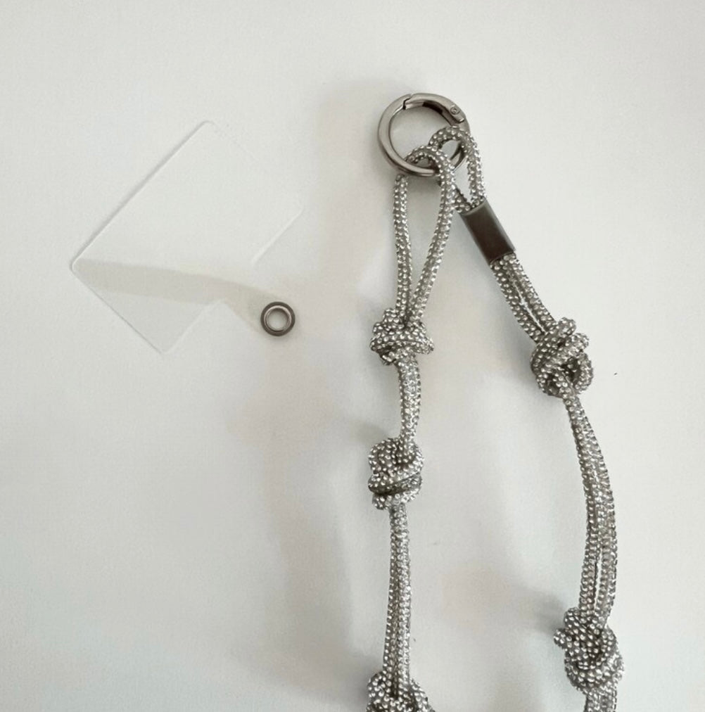 CHIC CHAIN PHONE STRAP