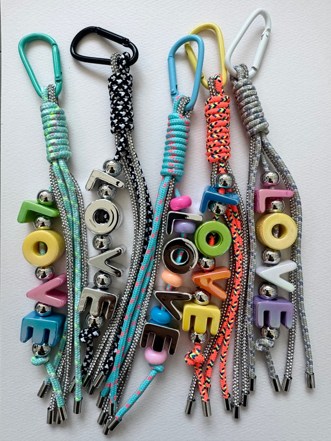 CRISTAL AND ROPE CHARM