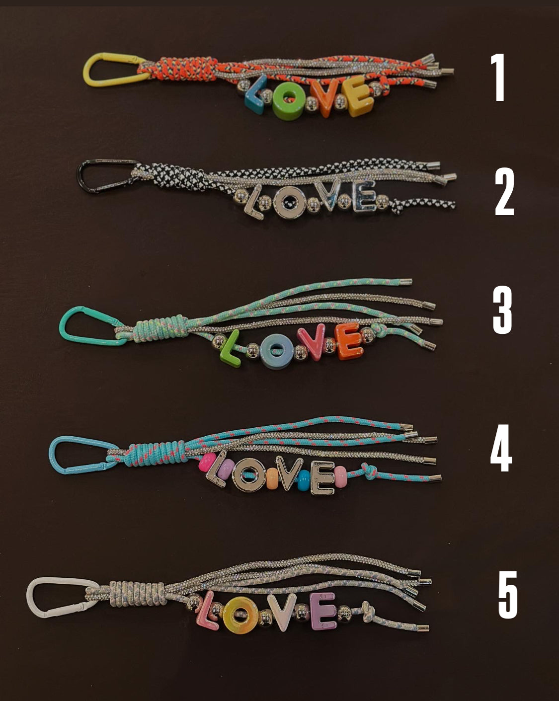 CRISTAL AND ROPE CHARM